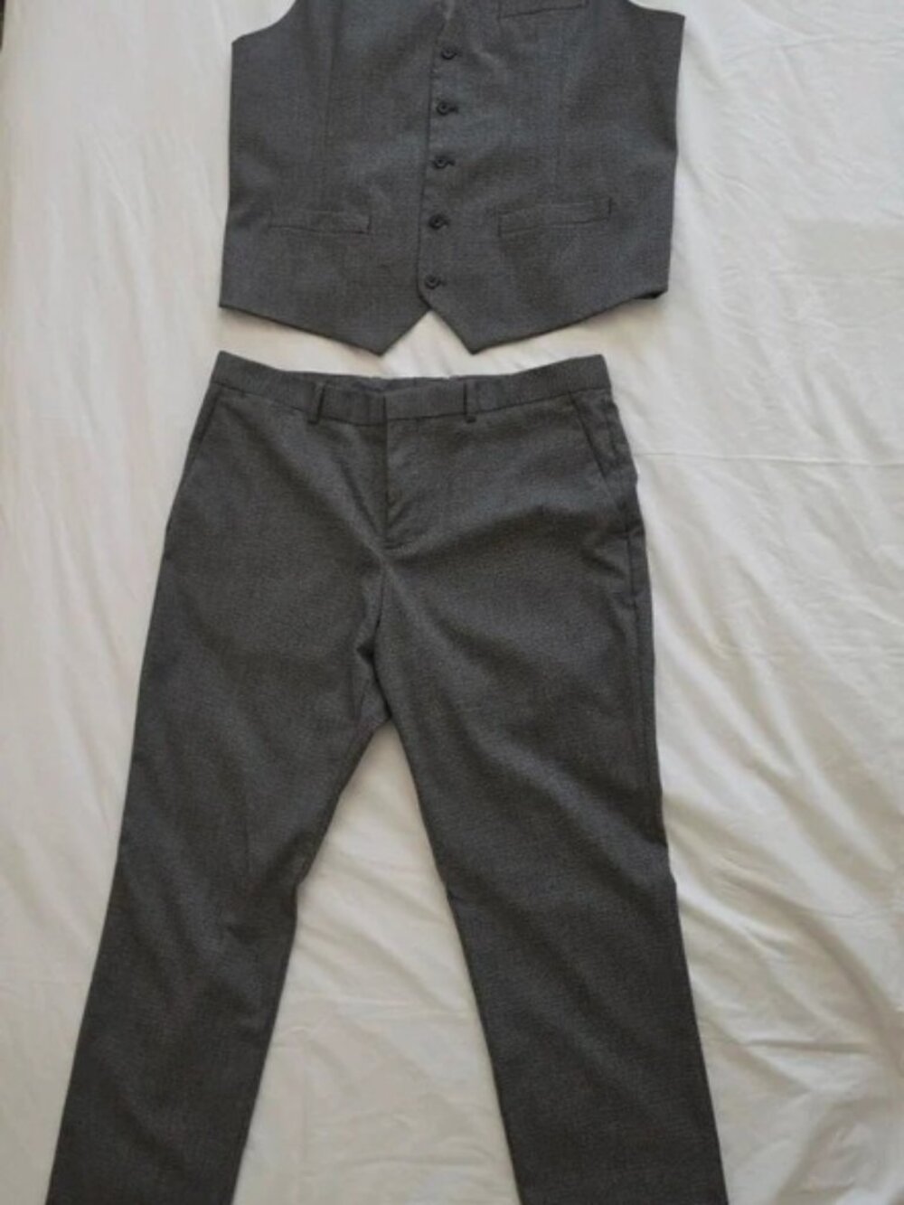 Perry Ellis Men's Slim Fit Stretch Gray Tweed Vest & Pants Set 36x32 XL